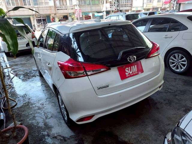 ~雙安~恆溫~循跡防滑~多功能影音~鋁圈~場內同款車多台~歡迎預約賞車~輕鬆全額貸~  第5張相片