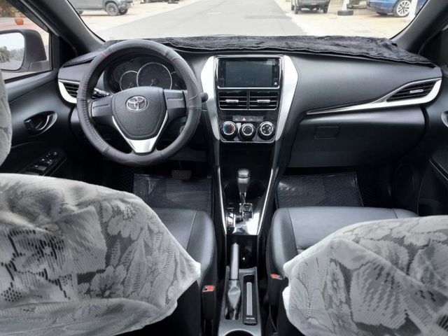 ~雙安~ABS~多功能影音~循跡防滑~場內同款多台~歡迎預約賞車~輕鬆全額貸~  第11張相片