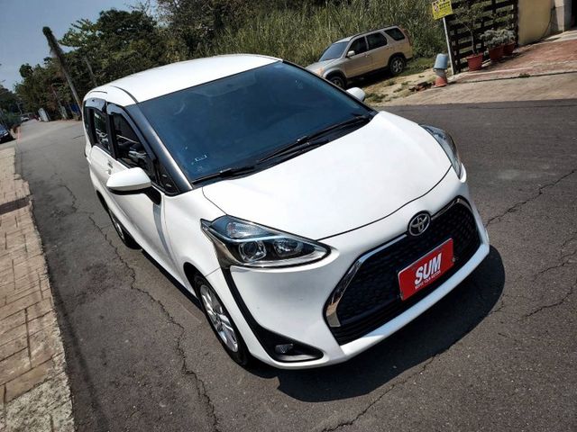 ~豪華PLUS版~I-KEY~定速~車門感應~電滑門~4安~循跡防滑~盲點偵測~場內同款車多台~輕鬆全額貸  第3張相片