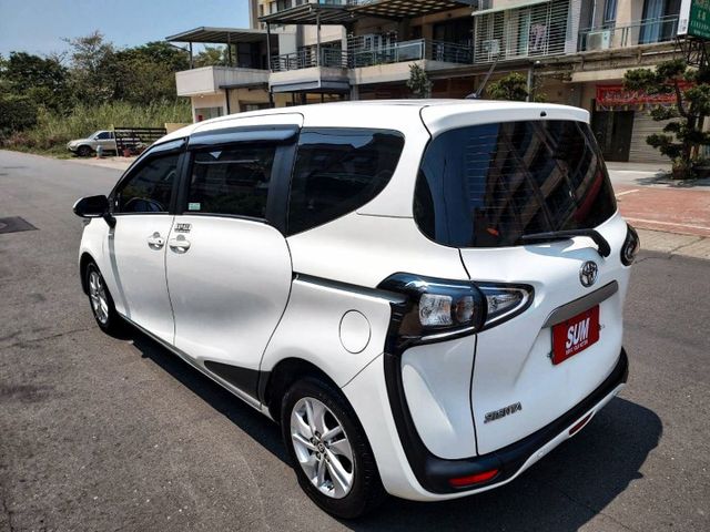 ~豪華PLUS版~I-KEY~定速~車門感應~電滑門~4安~循跡防滑~盲點偵測~場內同款車多台~輕鬆全額貸  第5張相片