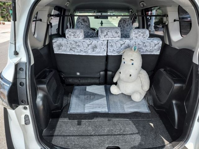 ~豪華PLUS版~I-KEY~定速~車門感應~電滑門~4安~循跡防滑~盲點偵測~場內同款車多台~輕鬆全額貸  第13張相片