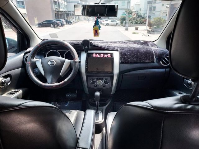 ~I-KEY~行李架~多功能影音~倒車顯影~9成新輪胎~同款車多台~歡迎預約賞車~輕鬆全額貸~  第11張相片