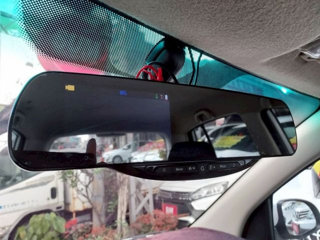 ~雙安~ABS~油耗省~車身小巧好停車~場內多台國民車~歡迎預約賞車~輕鬆全額貸~  第12張相片