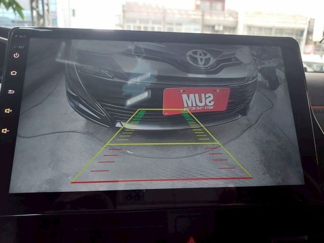 ~I-KEY~車門感應~多功能影音~循跡防滑~衛星導航~倒車顯影~場內同款多台~歡迎預約賞車~輕鬆全額貸~  第14張相片