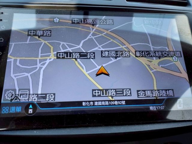 ~天窗~恆溫~多功能影音~倒車影像~熱門5門小車~場內小車多台~輕鬆全額貸~  第14張相片