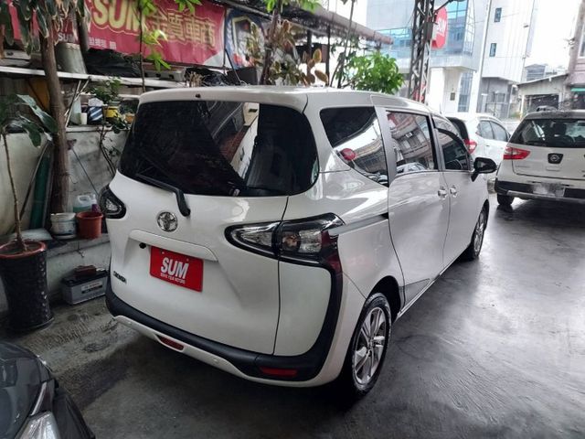 ~I-KEY~恆溫~8 安~車道偏移~循跡防滑~多功能影音~場內同款車多台~歡迎預約賞車~輕鬆全額貸~  第4張相片