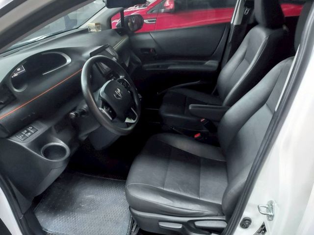 ~I-KEY~恆溫~8 安~車道偏移~循跡防滑~多功能影音~場內同款車多台~歡迎預約賞車~輕鬆全額貸~  第5張相片