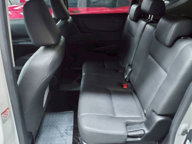 ~I-KEY~恆溫~8 安~車道偏移~循跡防滑~多功能影音~場內同款車多台~歡迎預約賞車~輕鬆全額貸~  第7張相片