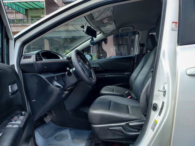 ~I-KEY~8顆安全氣囊~車門感應~恆溫~循跡防滑~場內同款車多台~歡迎預約賞車~輕鬆全額貸~  第7張相片