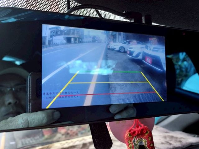 ~僅開5萬公里~9安~恆溫~循跡防滑~場內同款車多台~歡迎預約賞車~輕鬆全額貸~  第12張相片