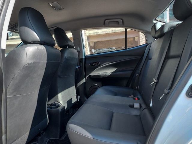 ~僅跑2萬公里~9顆安全氣囊~循跡防滑~ISOFIX~場內同款車多台~歡迎預約賞車~輕鬆全額貸~  第9張相片