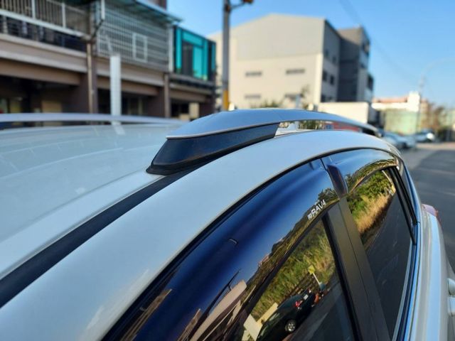 ~14年領牌~I-KEY~電動座椅~車門感應~恆溫~雙安～ABS~定速~多功能影音~歡迎預約賞車~輕鬆全額貸~  第17張相片