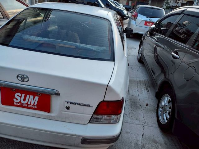 ~僅開8萬公里~代步車最佳首選~現場國民車數十台～歡迎預約賞車～  第4張相片