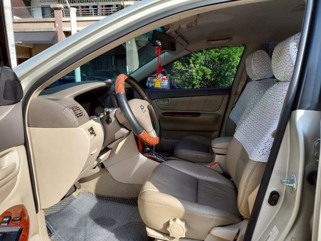 ~多功能影音~倒車顯影~車超美~在地一手車~場內國產車數十台~歡迎預約賞車  第7張相片