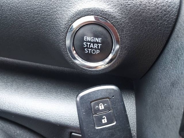 ~i-key~雙安~ABS~循跡防滑~摸門~空間大內裝美~同款車場內多台~歡迎預約賞車~輕鬆全額貸~  第14張相片