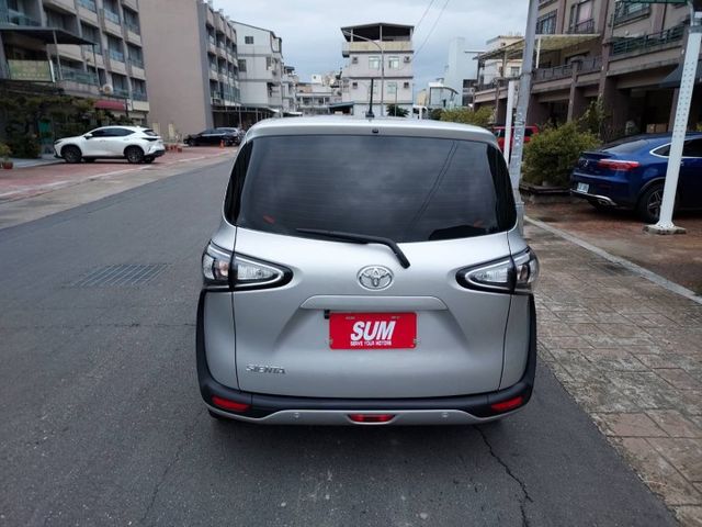 僅開3萬公里I-KEY~車門感應~恆溫~6安~車道偏移~循跡防滑~多功能影音~場內同款車多台~歡迎預約賞車~輕鬆全額貸~  第6張相片