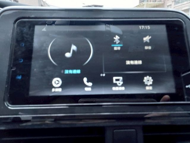 僅開3萬公里I-KEY~車門感應~恆溫~6安~車道偏移~循跡防滑~多功能影音~場內同款車多台~歡迎預約賞車~輕鬆全額貸~  第13張相片