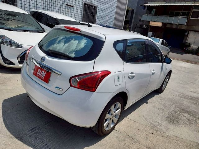 ~雙安~ABS~多功能影音~倒車影像~場內同款車多台~歡迎預約賞車~輕鬆全額貸~  第4張相片