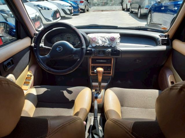 ~限量版~雙內裝~一手車~內裝美~場內代步車數十台~歡迎預約賞車~  第10張相片