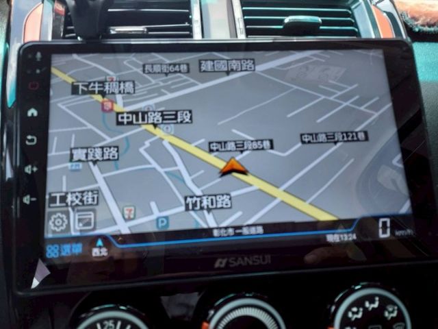 X-SPORTS版~I-KEY~恆溫~定速~多功能影音~衛星導航~行李架~方向盤~場內同款車多台~歡迎預約賞車~輕鬆全額  第14張相片