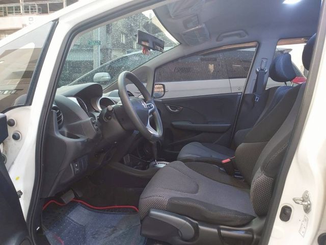 ~定速~雙安~ABS~場內同款車多台~歡迎預約賞車~輕鬆全額貸~  第7張相片