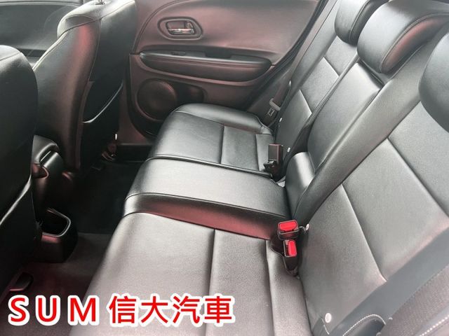一手車.都會休旅.全車原鈑件.里程保證.有認證.有保固-I-KEY 定速 換檔撥片  第12張相片