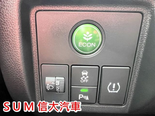 一手車.都會休旅.全車原鈑件.里程保證.有認證.有保固-I-KEY 定速 換檔撥片  第14張相片