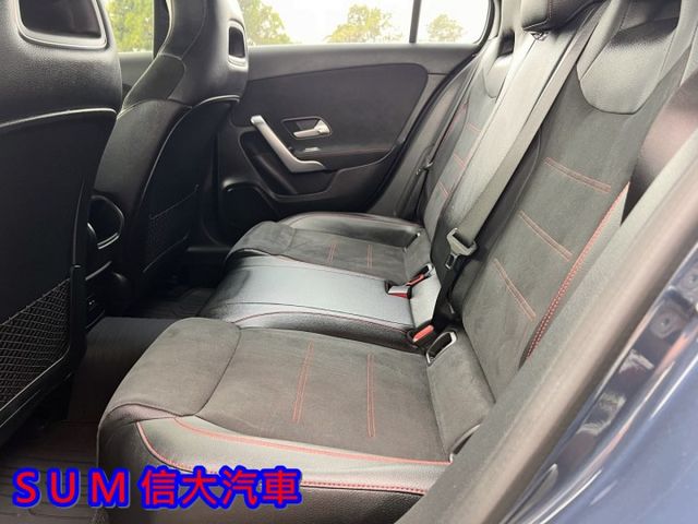 21年式單寧藍.有23P .4門摸門.一手車.里程保證.定速.原廠保養.膝部氣囊.數位儀表.盲點.前後雷達顯示.換檔撥片  第11張相片