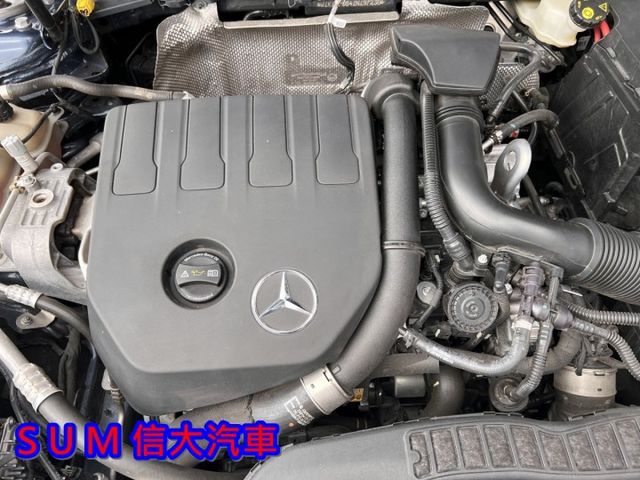 21年式單寧藍.有23P .4門摸門.一手車.里程保證.定速.原廠保養.膝部氣囊.數位儀表.盲點.前後雷達顯示.換檔撥片  第19張相片