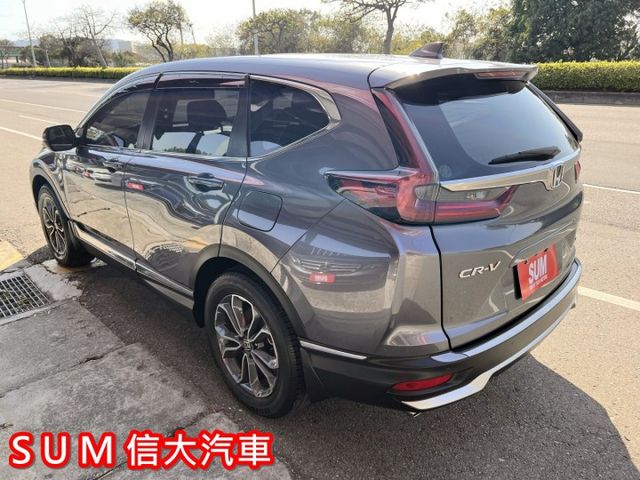 S頂級版.天窗.感應式電尾門.一手車.原廠保養.有YES認證.有保固  第5張相片