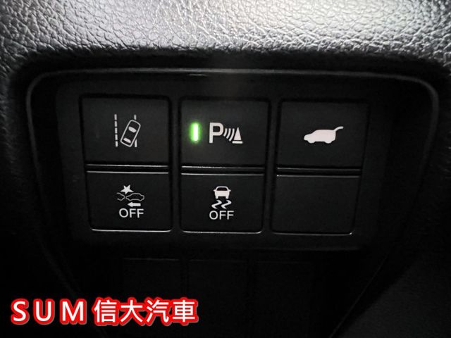 S頂級版.天窗.感應式電尾門.一手車.原廠保養.有YES認證.有保固  第17張相片