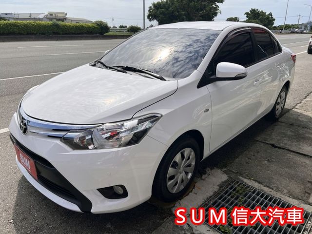 一手車.里程保證.有認證.有保固.全車原鈑件  第4張相片