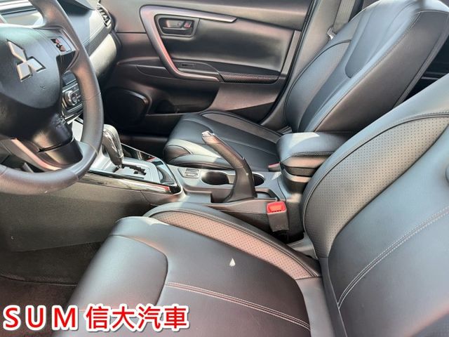 Dynamic Shield 家族式霸氣車頭 ✨ 1.8L 自然進氣引擎，動力順暢、省油好養  第10張相片