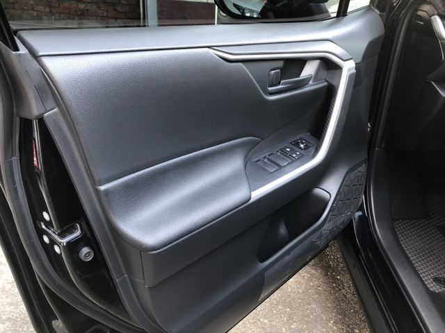 RAV4  第8張相片