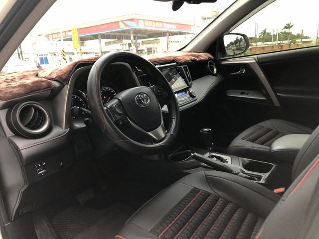 RAV4  第6張相片