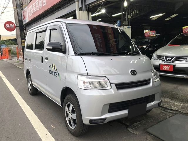 TOWN ACE VAN  第1張相片