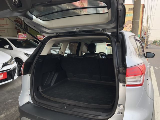 KUGA  第17張相片