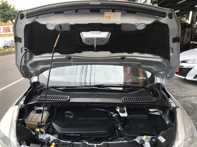 KUGA  第18張相片