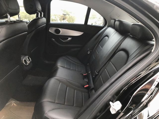 C-CLASS SEDAN W205  第14張相片