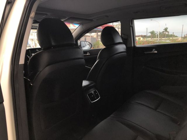 TUCSON  第15張相片