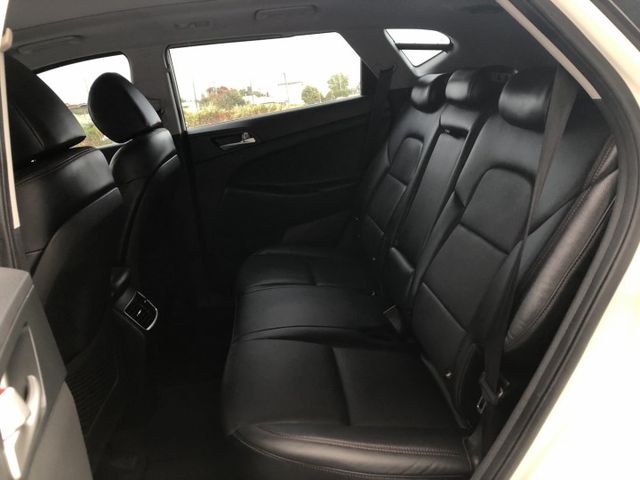 TUCSON  第16張相片