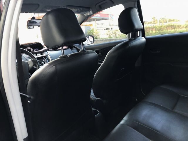 YARIS  第10張相片