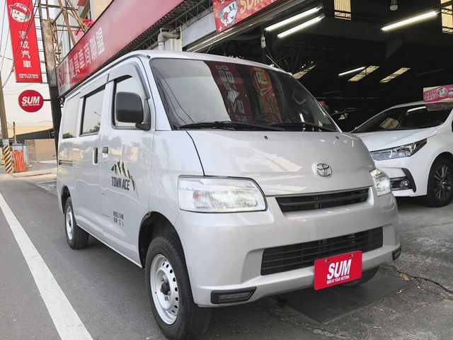 TOWN ACE VAN  第1張相片