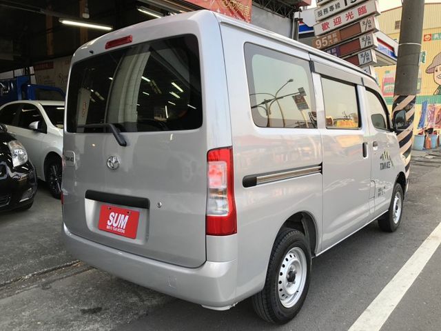 TOWN ACE VAN  第18張相片