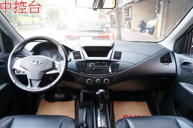 豪華型.鋁圈.後座空調.一手車.只跑3萬.全程原廠保養.全車100%原版件.車美如新.零頭款.可全額貸  第5張相片
