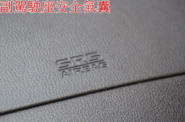豪華型.鋁圈.後座空調.一手車.只跑3萬.全程原廠保養.全車100%原版件.車美如新.零頭款.可全額貸  第17張相片