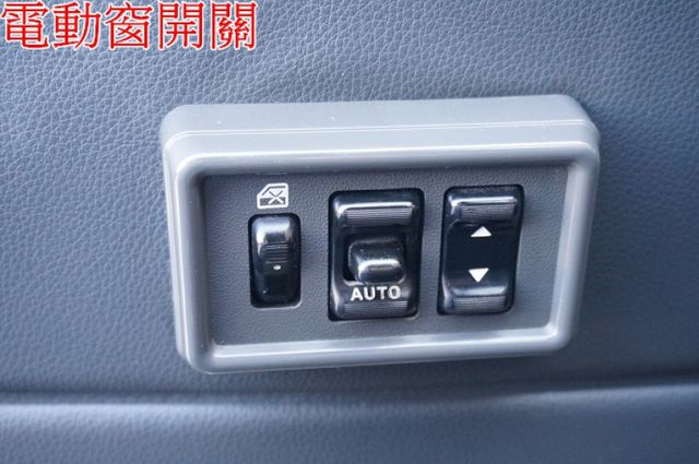 得利卡貨車.一手車.只跑5萬.全程原廠保養.全車100%原鈑件.原廠保固中.零頭款.可全額貸  第17張相片