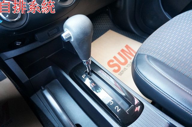 一手車.只跑1萬.全程原廠保養.全車100%原版件.車美如新.零頭款.可全額貸  第14張相片
