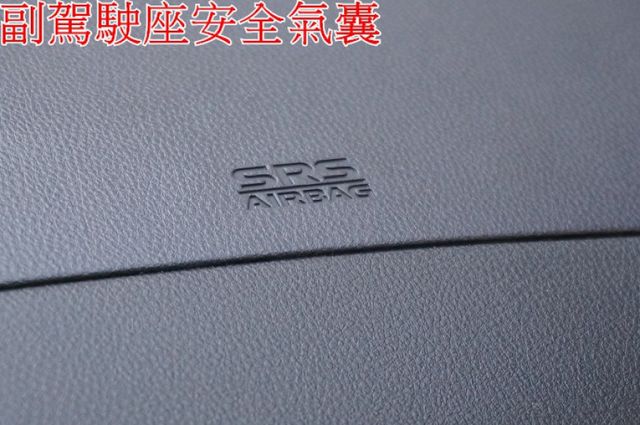 一手車.只跑1萬.全程原廠保養.全車100%原版件.車美如新.零頭款.可全額貸  第16張相片