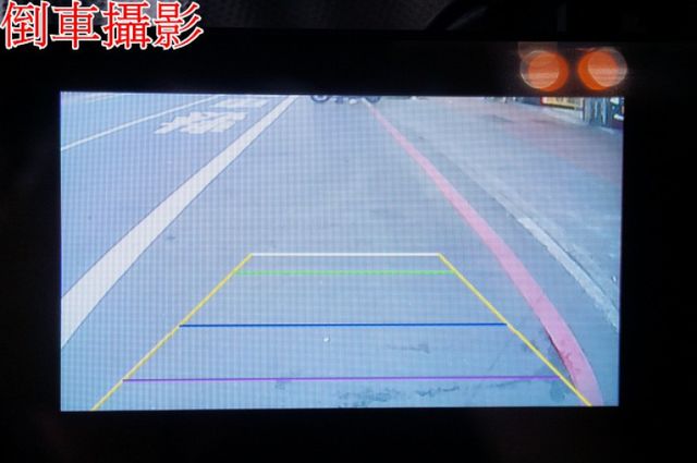 一手車.只跑1萬.全程原廠保養.全車100%原版件.車美如新.零頭款.可全額貸  第19張相片